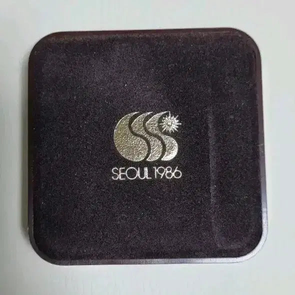 [BUNJANG] 1986 Seoul Asian Games Commemorative Coin / 1986 서울 아시안게임 기념주화 2만원권(성화 주자)