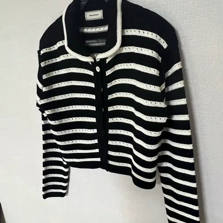 [BUNJANG] FromElwear Striped Knit Cardigan - Black / 프롬엘웨어 스트라이프 니트 가디건 블랙
