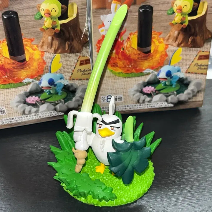 [BUNJANG] Pokemon Galarian Desktop Figure Sirfetch&