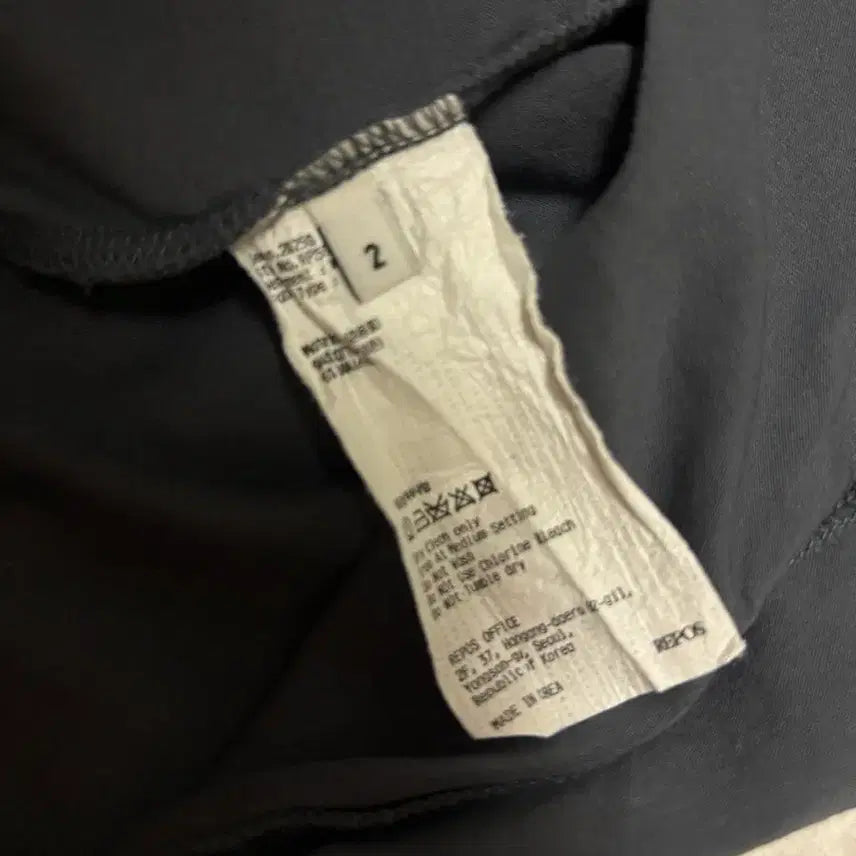 [SOLD OUT] 리포스 브이넥 슬리브리스 블루그레이