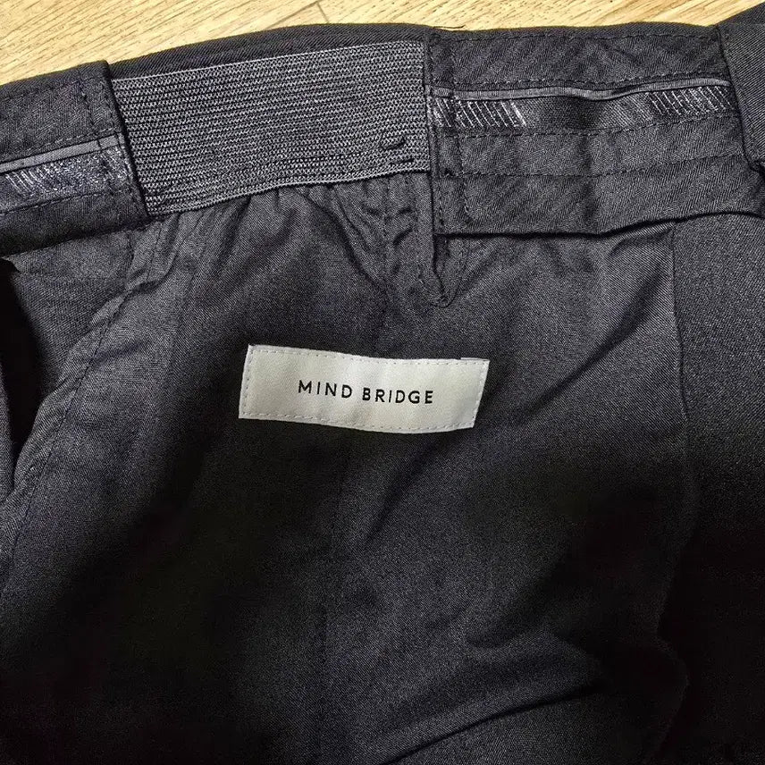 [BUNJANG] Mind Bridge Hidden Banding Slacks Pants / 마인드브릿지 히든밴딩 슬랙스 84 새제품 팝니다
