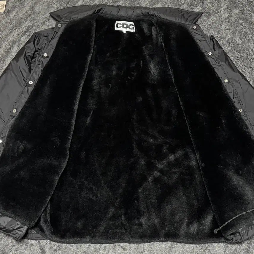[BUNJANG] CDG Coach Jacket with Fur - Size L / cdg 퍼부착 코치자켓 L