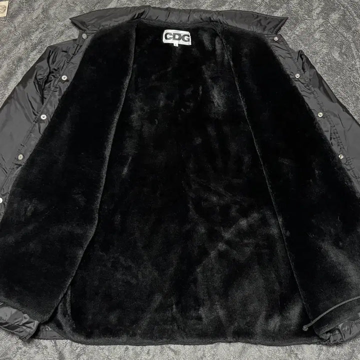 [BUNJANG] CDG Coach Jacket with Fur - Size L / cdg 퍼부착 코치자켓 L