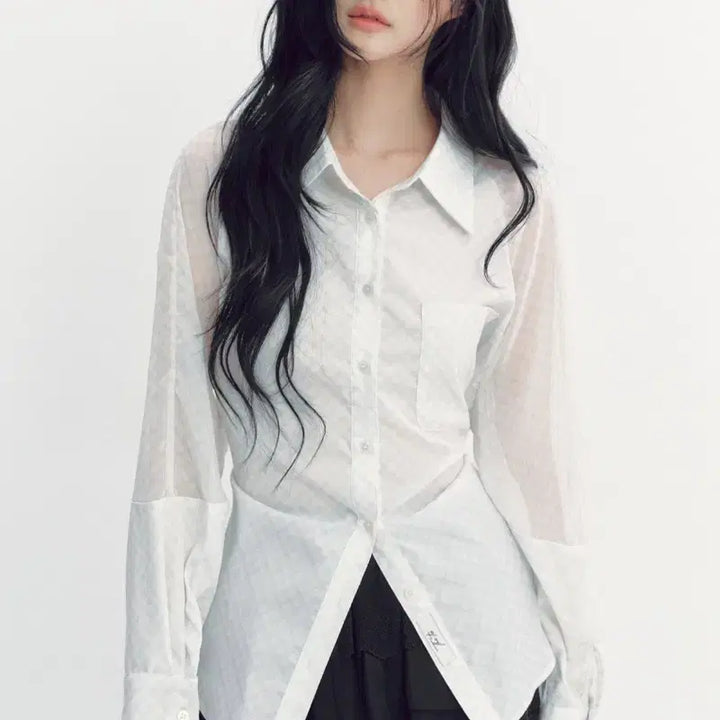 [SOLD OUT] (새상품)더티스 블루베리타르트셔츠 아이보리