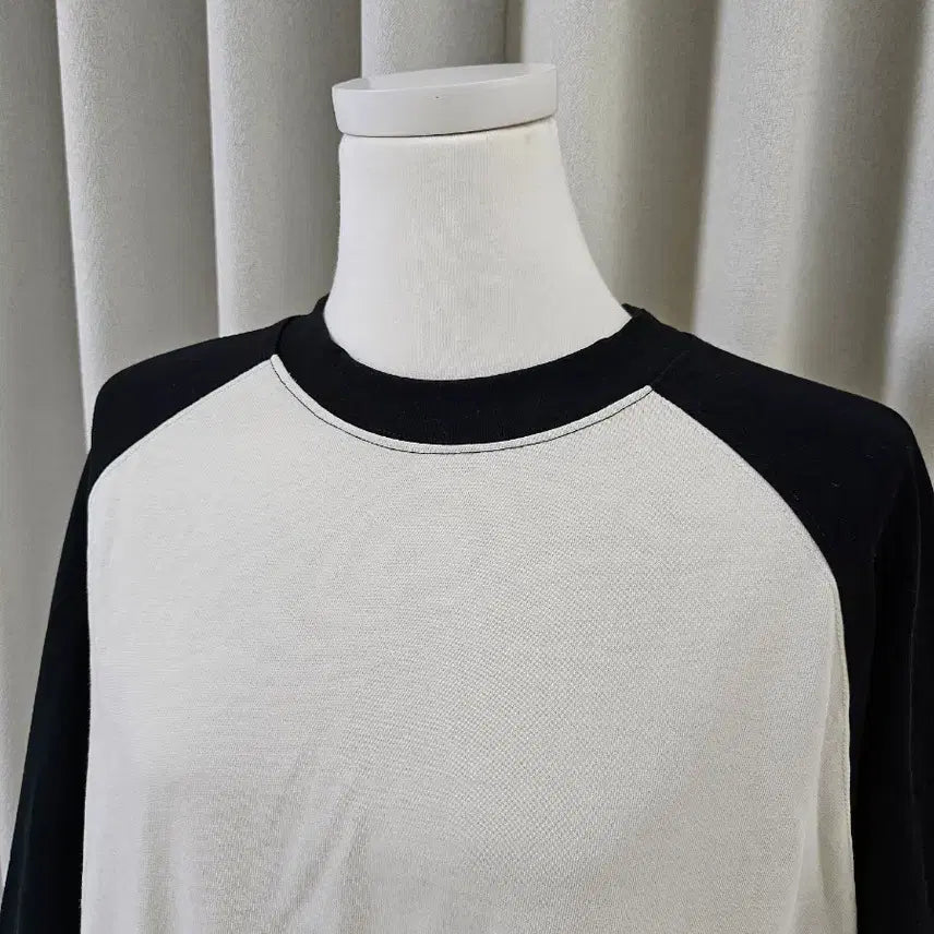 [BUNJANG] Partimento Raglan T-shirt / 파르티멘토 나그랑 티셔츠