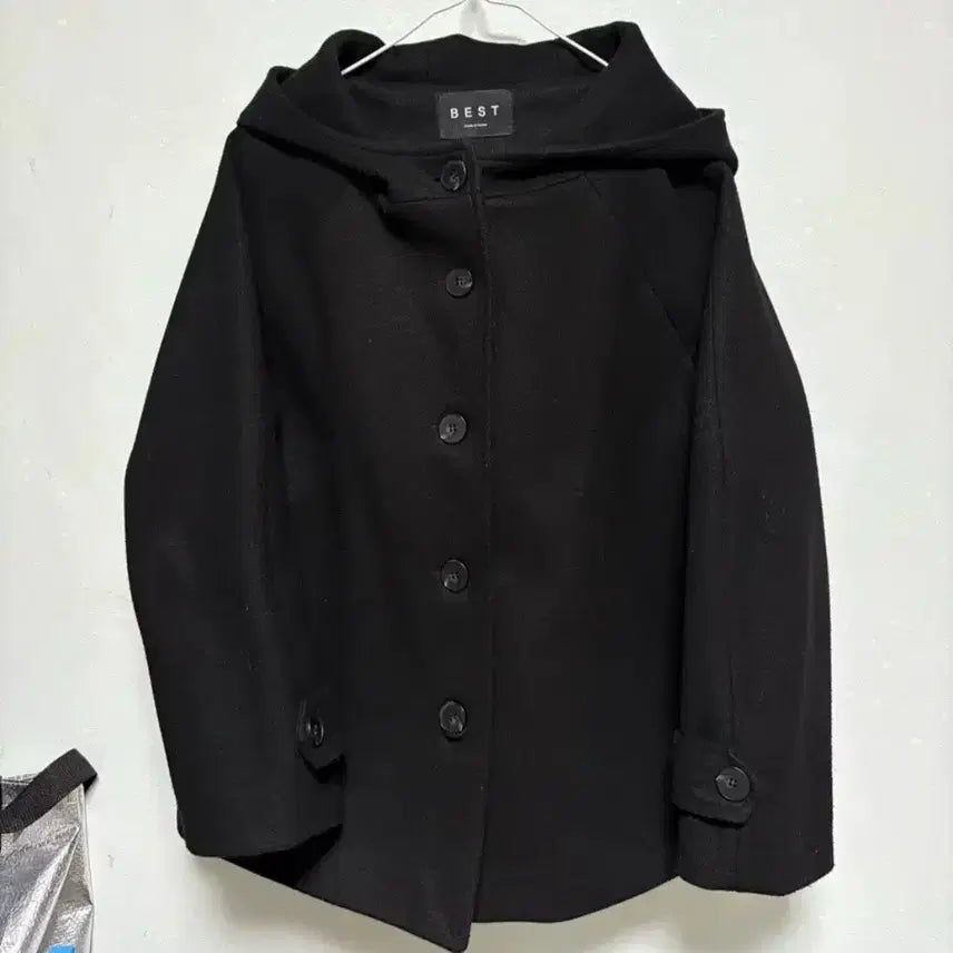 [BUNJANG] Black Quilted Hooded Wool Coat / 안감 누빔 블랙 후드 모직 코트 교신