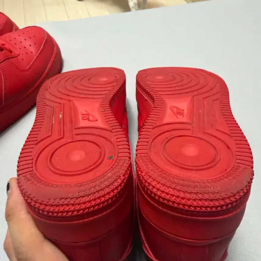 [BUNJANG] Nike Air Force Triple Red Sneakers / 나이키 에어포스 트리플레드 240 (박스X)