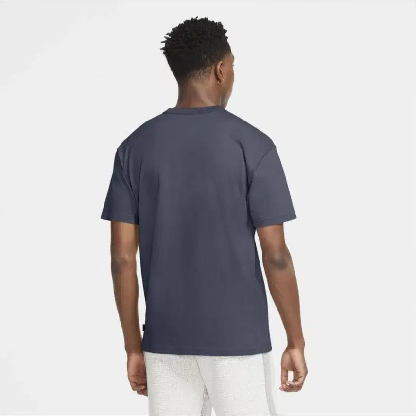 [SOLD OUT] (새제품)나이키 프리미엄 에센셜 반팔 티셔츠 105(XL)사이즈 팔아요