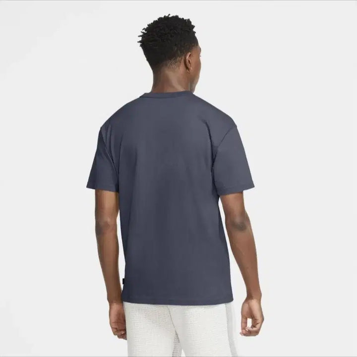 [SOLD OUT] (새제품)나이키 프리미엄 에센셜 반팔 티셔츠 105(XL)사이즈 팔아요