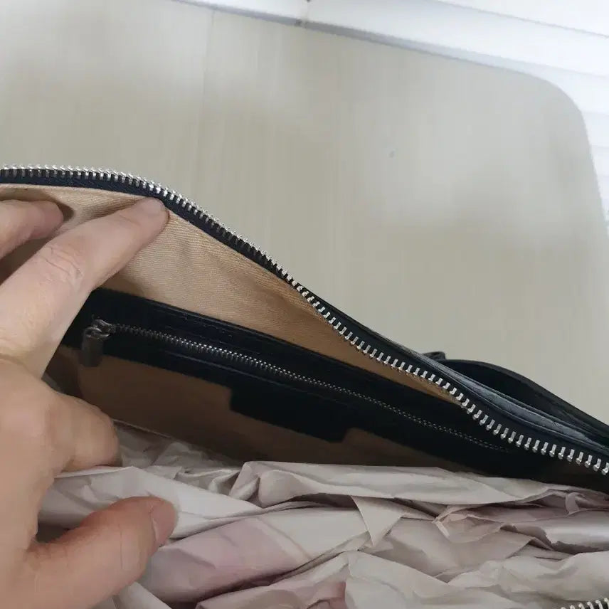 [BUNJANG] Natural Cowhide Croissant Half Moon Bag / 천연소가죽 크로와상반달 가방(새상품)