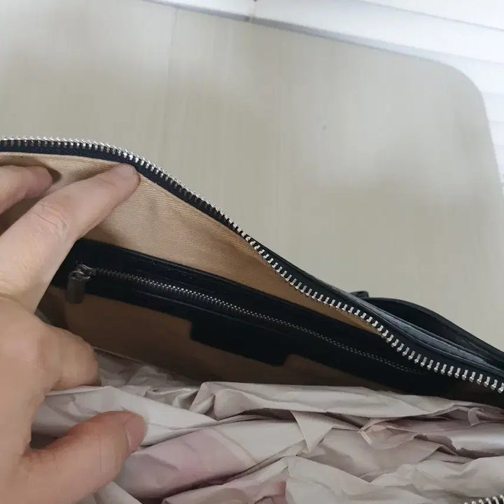 [BUNJANG] Natural Cowhide Croissant Half Moon Bag / 천연소가죽 크로와상반달 가방(새상품)