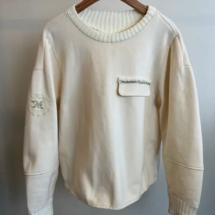 [BUNJANG] Mine Ivory Knit Detail Sweatshirt / 마인 맨투맨(정품)