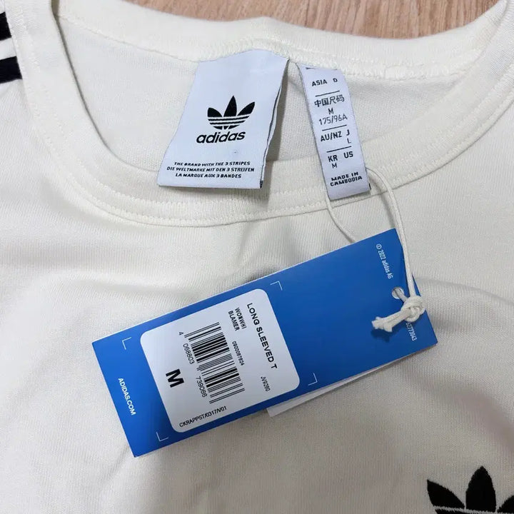 [BUNJANG] Adidas Long Sleeve T-shirt M Wonder White / 아디다스 긴팔 티 M 원더화이트 / JV9280