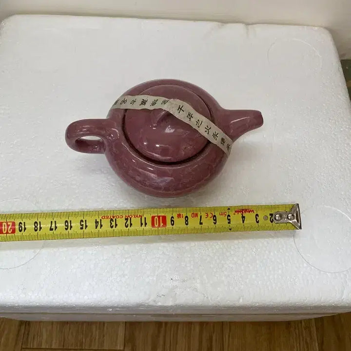 [SOLD OUT] 빙열의 분홍 주전자 도자기조형 / 요316