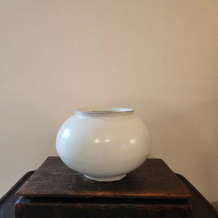 [BUNJANG] Modern Reproduction Pure White Porcelain Vase / [현대 재현작] 순백자호 - 고전의 단아함을 현대적 미감으로 빚다