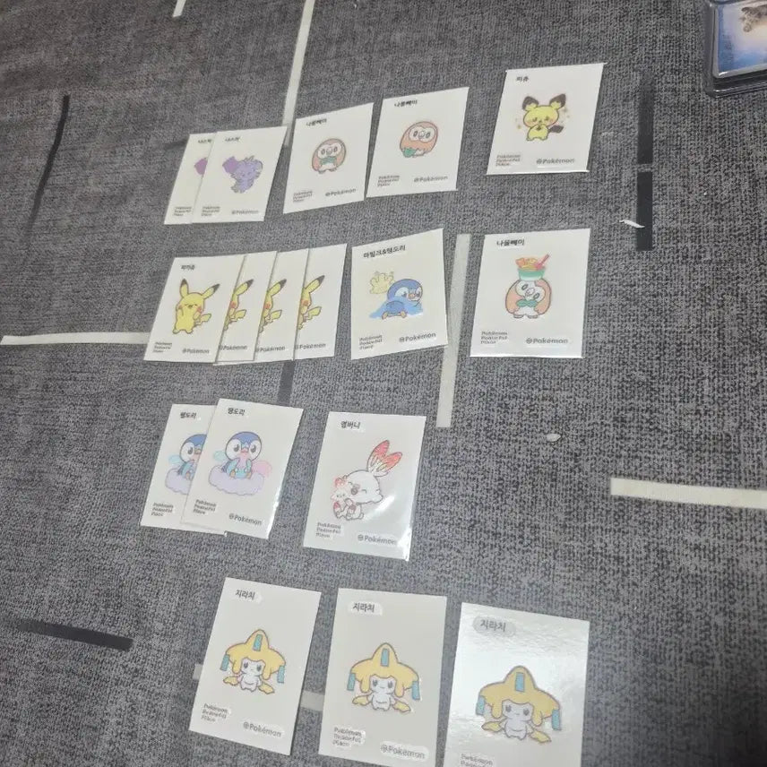 [BUNJANG] Anime &amp; Cartoon Sticker Collection / 띠부띠부씰 띠부씰 아톰 짱구 코난 원피스 쿠키런 디지몬 최애의아이