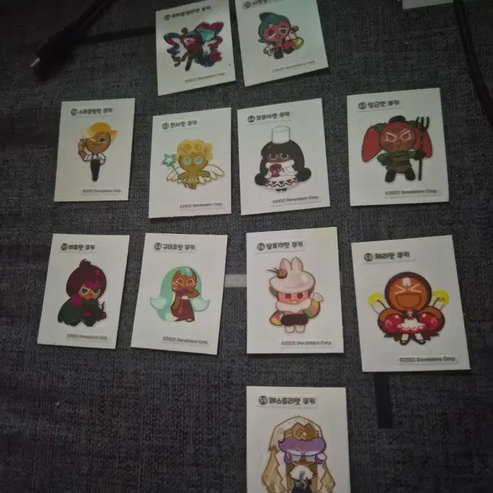 [BUNJANG] Anime &amp; Cartoon Sticker Collection / 띠부띠부씰 띠부씰 아톰 짱구 코난 원피스 쿠키런 디지몬 최애의아이