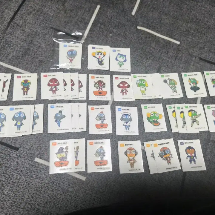 [BUNJANG] Anime &amp; Cartoon Sticker Collection / 띠부띠부씰 띠부씰 아톰 짱구 코난 원피스 쿠키런 디지몬 최애의아이
