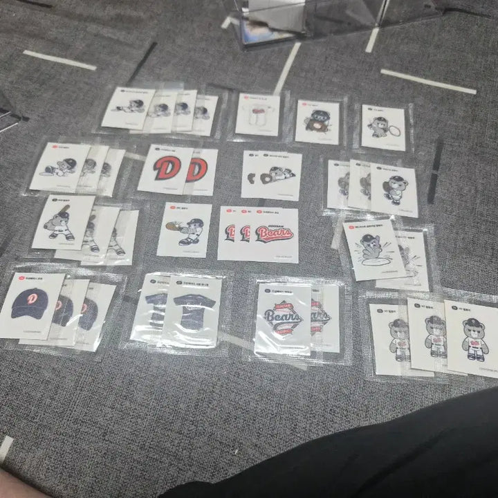 [BUNJANG] Anime &amp; Cartoon Sticker Collection / 띠부띠부씰 띠부씰 아톰 짱구 코난 원피스 쿠키런 디지몬 최애의아이