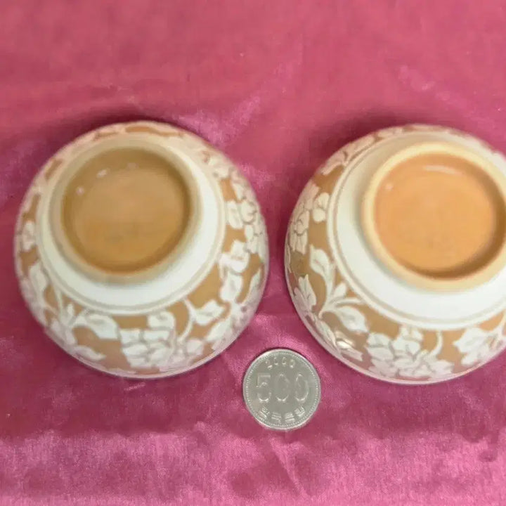[BUNJANG] Noh Tae-woo Commemorative Porcelain Teacups Set / 노태우 대통령 기념 도자기 찻잔 2개