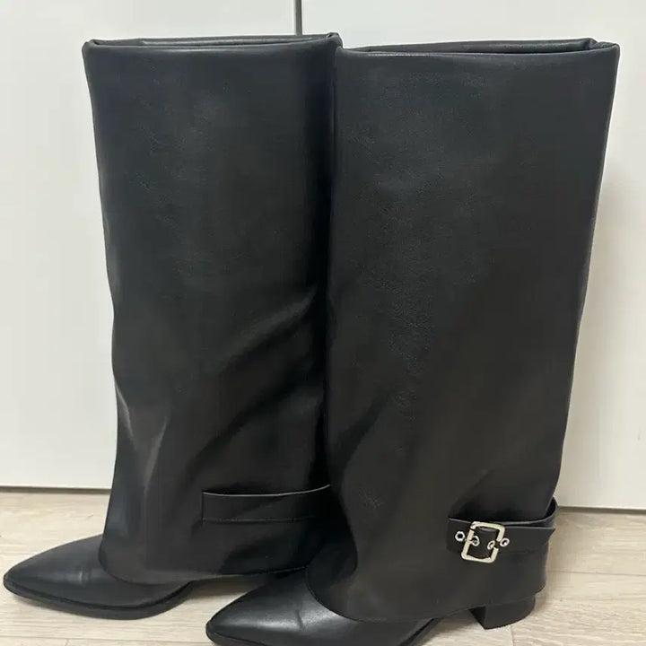 [BUNJANG] Unbranded Leg-Covering Boots 245 / 하체커버 부츠 245/ 굽 6cm