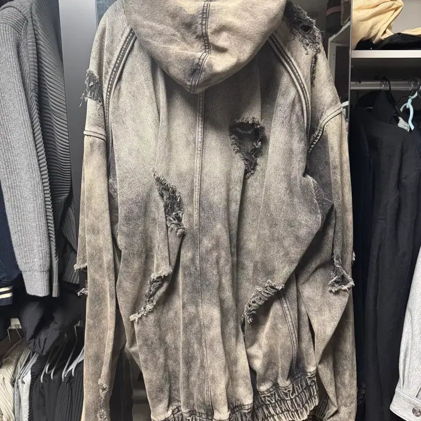 [BUNJANG] Juun.J 23FW Collection Distressed Hoodie / 준지 23fw 컬렉션 디스 후드집업