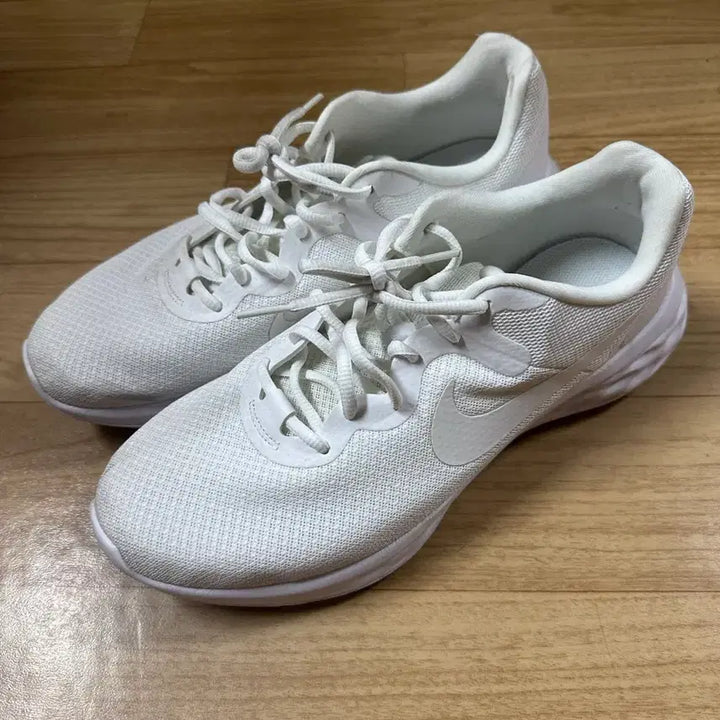 [BUNJANG] Nike Revolution 6 Running Shoes / 나이키 레볼루션 6 러닝화
