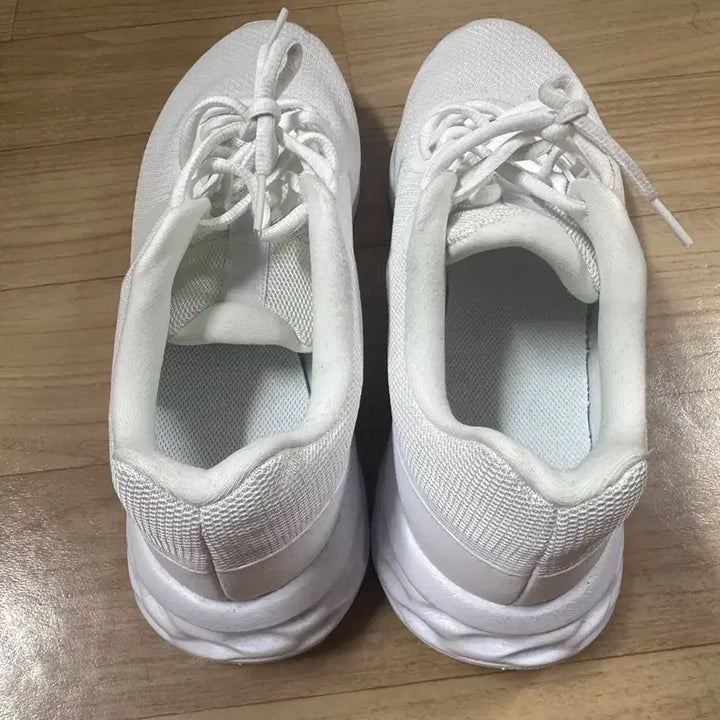 [BUNJANG] Nike Revolution 6 Running Shoes / 나이키 레볼루션 6 러닝화