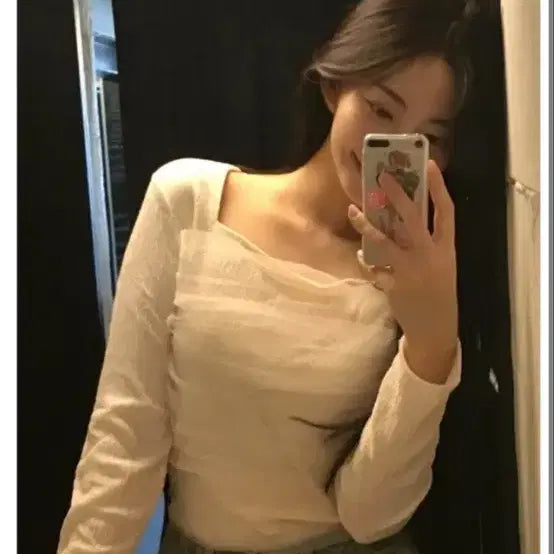[BUNJANG] Jenio Ivory Square Neck Long Sleeve Blouse / 제니오-아이보리 스퀘어넥 긴팔 블라우스