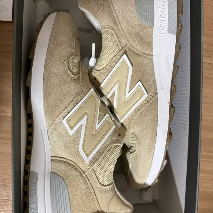 [BUNJANG] New Balance M1400 TN Tan Sneakers / 뉴발란스 M1400 TN 탄 made in usa 245