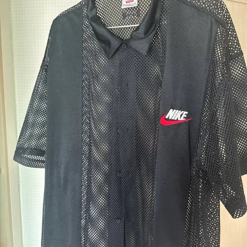 [SOLD OUT] 슈프림 나이키 메쉬 셔츠 블랙 XL