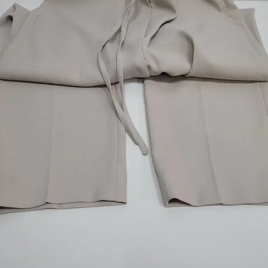 [BUNJANG] DKNY 23SS Back Banding Slacks - Women&