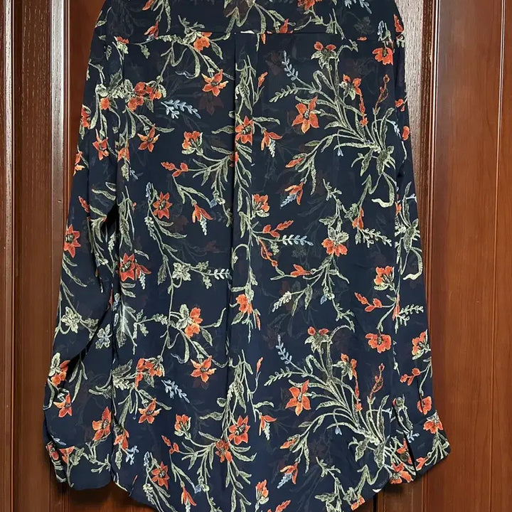 [SOLD OUT] 얼바닉30 플라워 블라우스