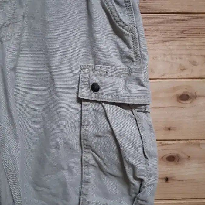 [SOLD OUT] Carhartt 카고 반바지