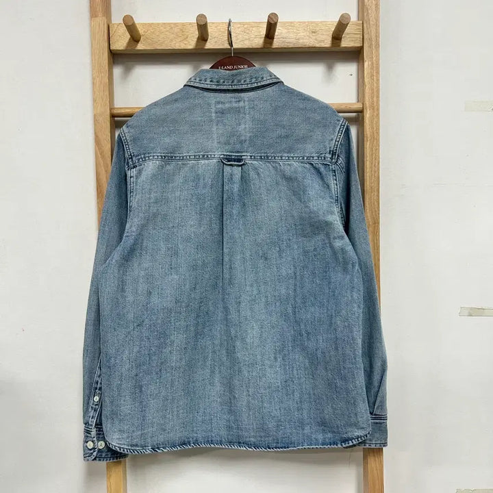 [BUNJANG] Lee Oversized Washed Denim Shirt / Lee 오버핏 워싱 데님 셔츠