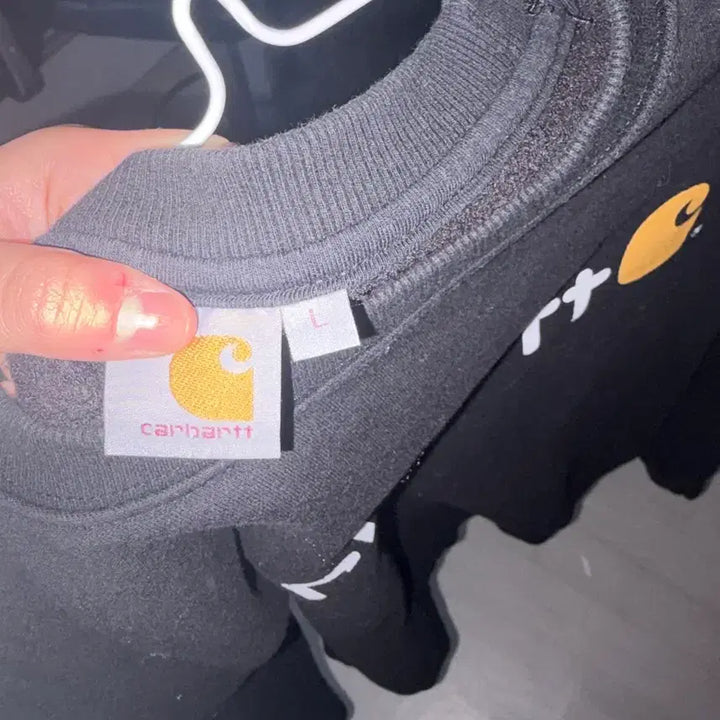 [BUNJANG] Carhartt Black Logo Sweatshirt L / 칼하트 블랙 로고 맨투맨 L