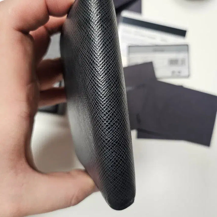 [SOLD OUT] 정품 프라다 사피아노 반지갑 블랙 풀세트(택배비 무료)
