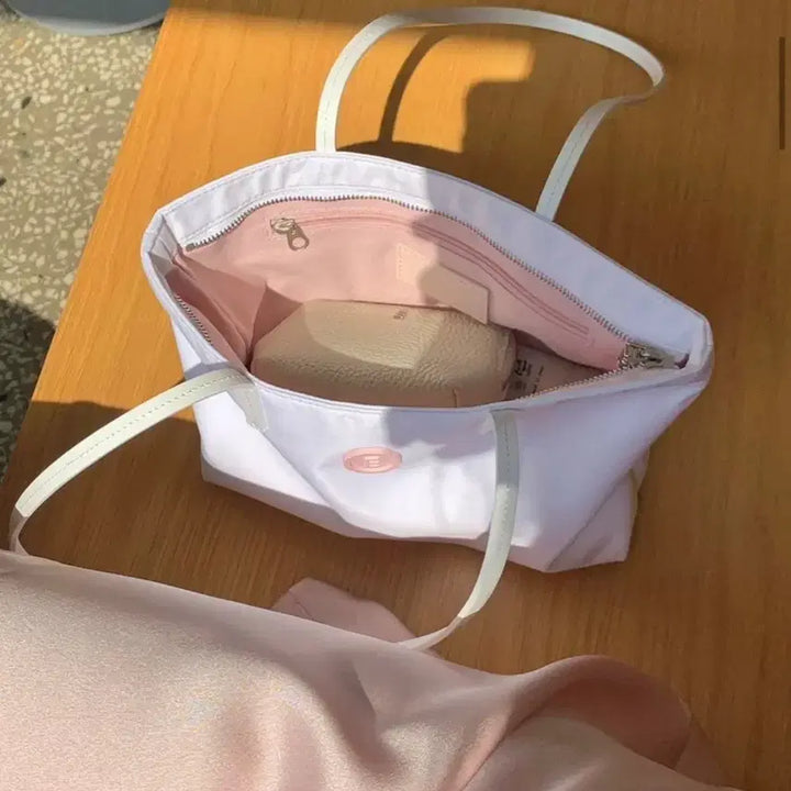 [BUNJANG] Minitmute Clo Shoulder Petal White Bag / 미닛뮤트 클로 숄더 petal white 새상품