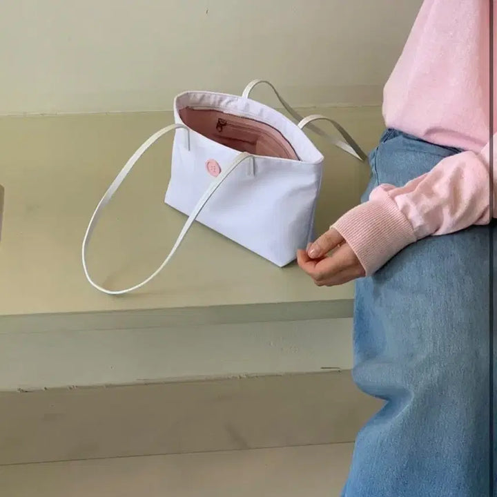 [BUNJANG] Minitmute Clo Shoulder Petal White Bag / 미닛뮤트 클로 숄더 petal white 새상품