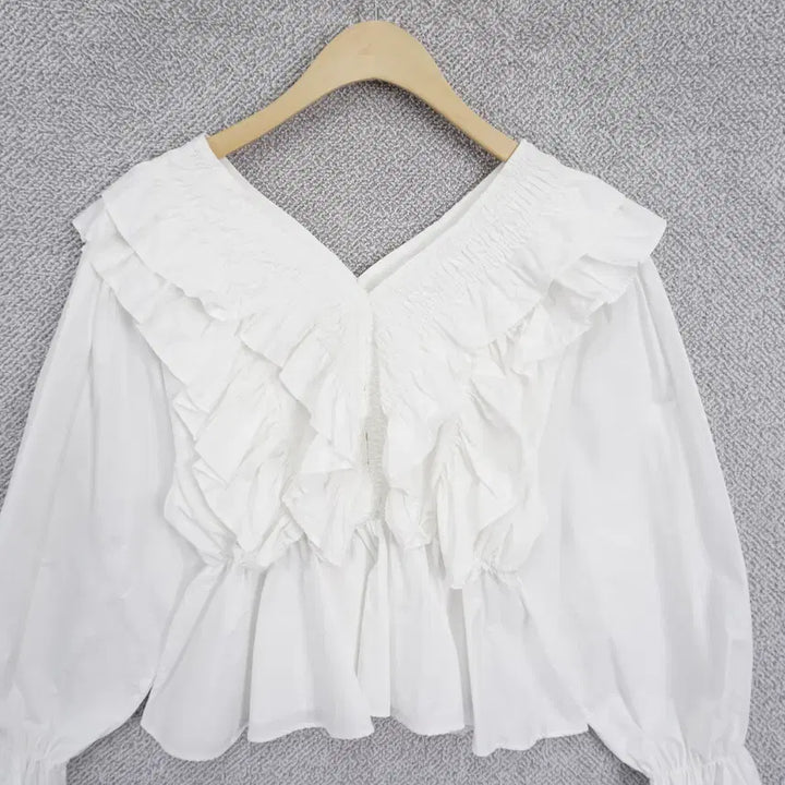 [BUNJANG] Casual Frill Waist Banding Blouse / 여성 캐주얼 프릴 허리밴딩 바스락 블라우스 free