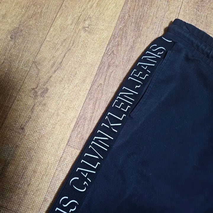 [BUNJANG] Calvin Klein Jogger Pants / 켈빈클라인매장판 조거팬츠~27프리사이즈