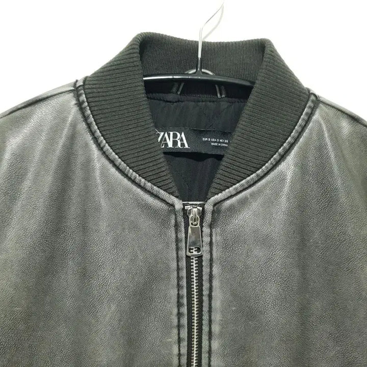 [BUNJANG] ZARA Vintage Faux Leather Bomber Jacket (S) / 자라 빈티지 페이크 레더 봄버 점퍼 S_W0417
