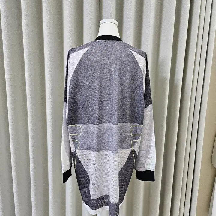 [BUNJANG] Adidas Adilenium Season 2 Oversized Graphic Mesh Long Sleeve T-Shirt / 아디다스 아딜레늄 시즌 2 오버사이즈 그래픽 메쉬 롱슬리브 긴팔티