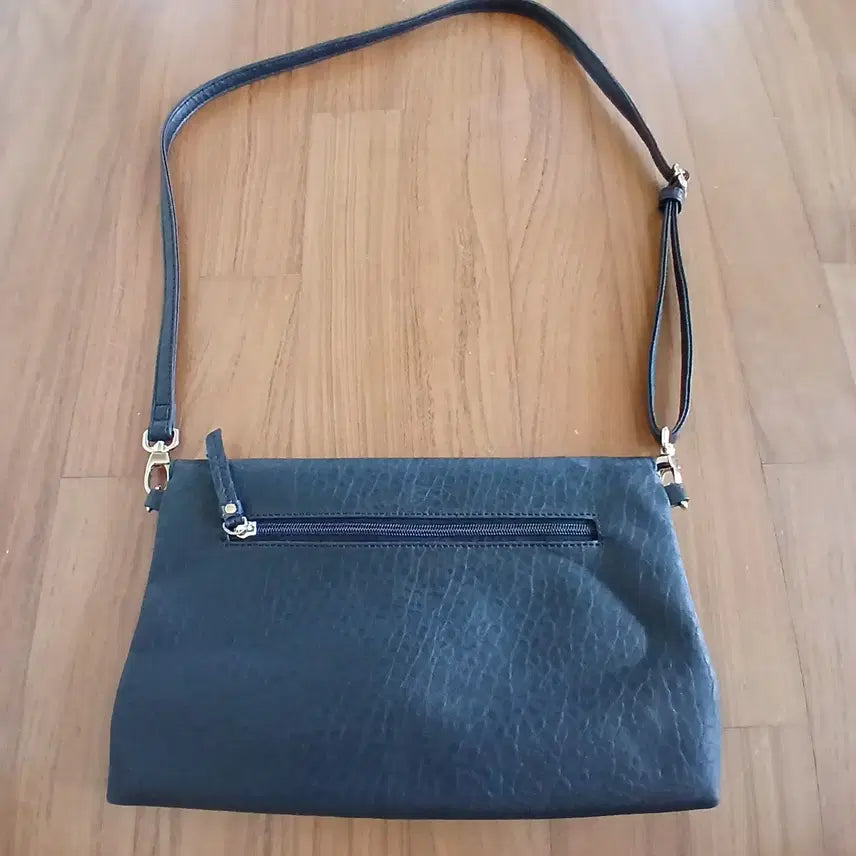 [BUNJANG] Anne Klein Black Leather Crossbody Bag / 26-4 앤클라인 블랙 가죽가방 크로스백
