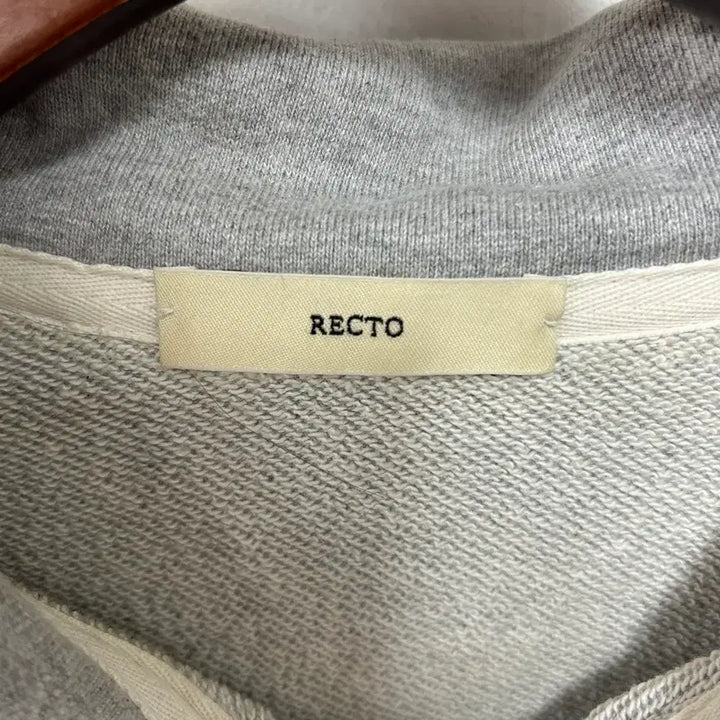 [BUNJANG] RECTO RC Logo Half Zip Sweatshirt / 렉토 RC 로고 하프 집업 스웻셔츠 맨투맨