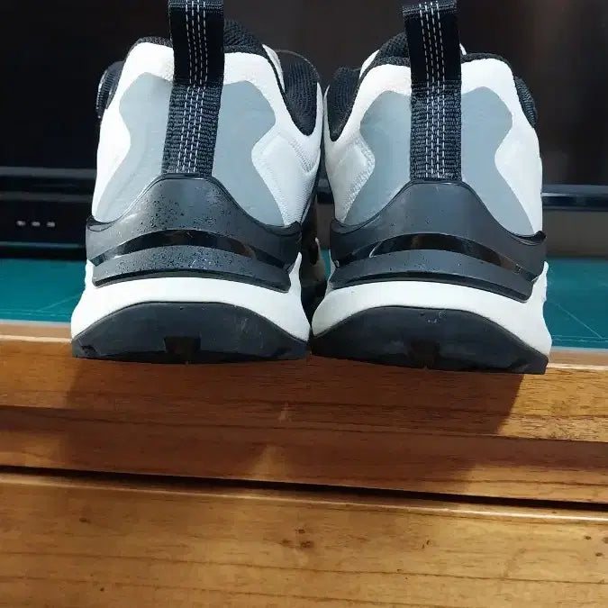 [SOLD OUT] 노스페이스 고어텍스 등산화.240