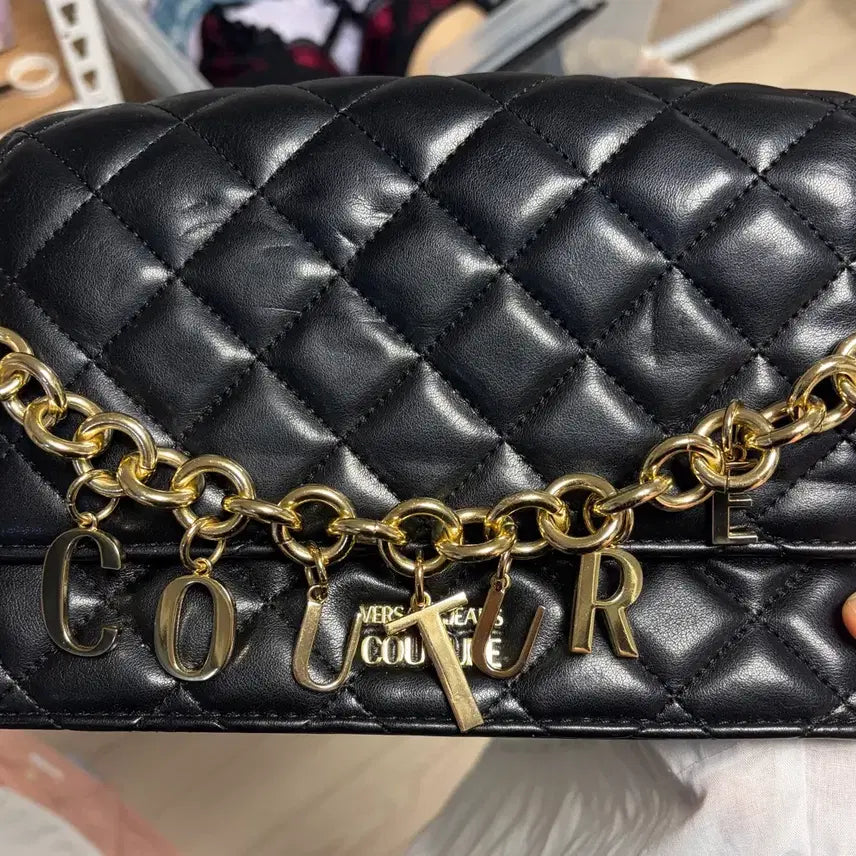 [BUNJANG] Versace Jeans Shoulder Bag / 베르사체진 숄더백