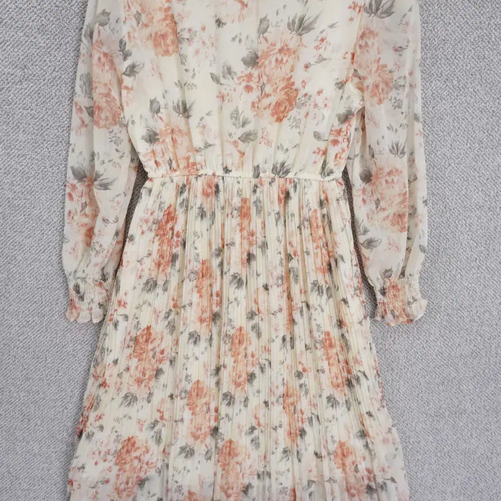 [BUNJANG] Floral Pleated Chiffon Dress / 여성 프릴넥 플라워 플리츠 쉬폰 원피스 free