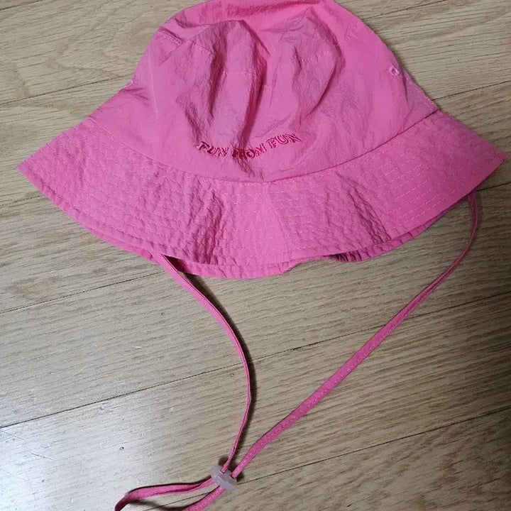 [BUNJANG] Fun From Fun Bucket Hat / 펀프롬펀 버킷햇