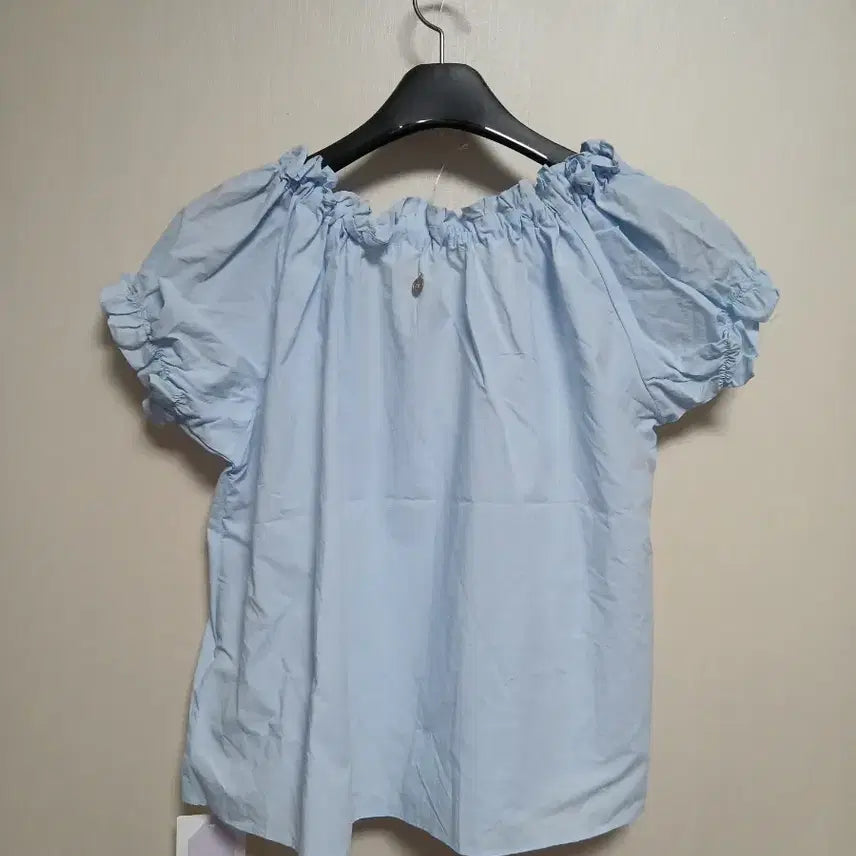 [BUNJANG] HANE Frill Blouse (Sky Blue) - Size M / HANE 하네 프릴 블라우스 M 새상품